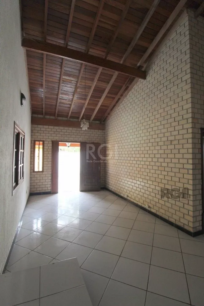 Casa à venda com 3 quartos, 150m² - Foto 4