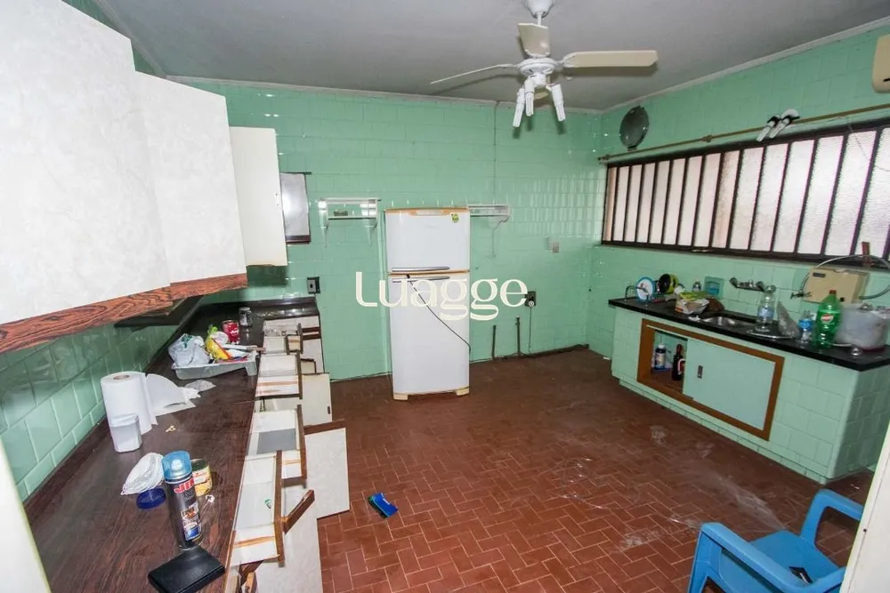 Casa, 5 quartos, 336 m² - Foto 1