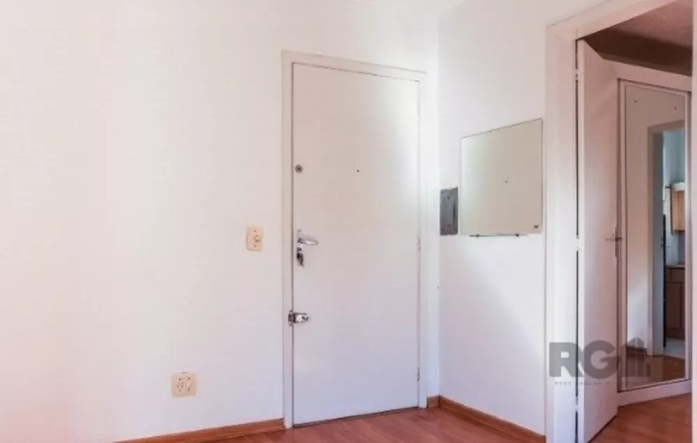 Apartamento à venda com 1 quarto, 33m² - Foto 2