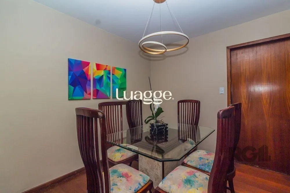Casa, 3 quartos, 231 m² - Foto 1