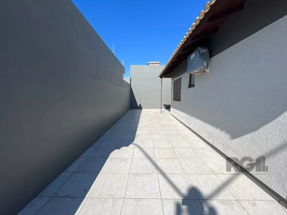 Casa à venda com 3 quartos, 137m² - Foto 2