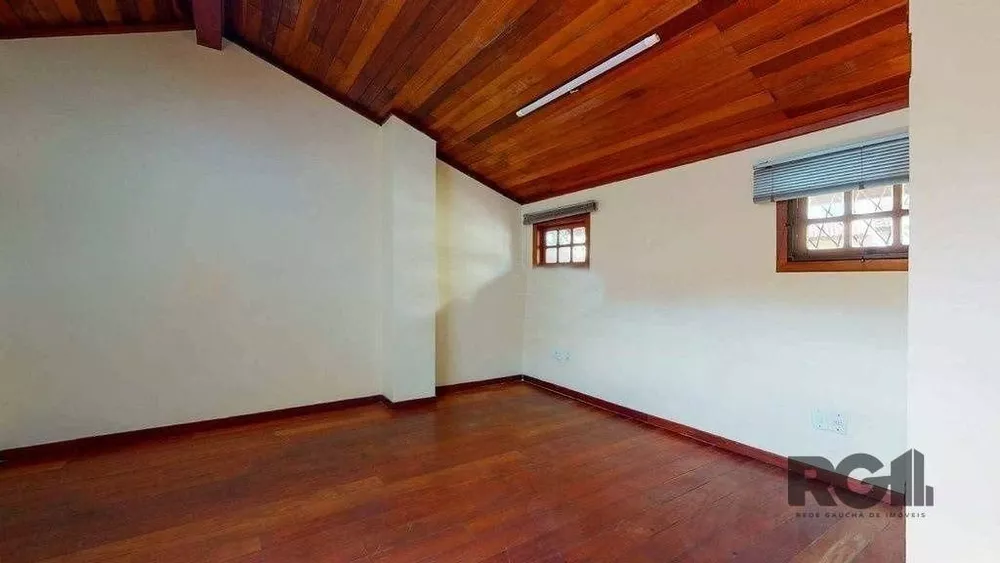 Casa de Condomínio à venda com 3 quartos, 221m² - Foto 17