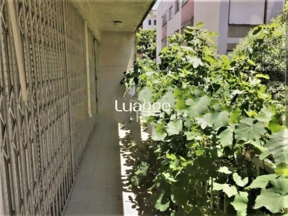 Casa, 3 quartos, 281 m² - Foto 1