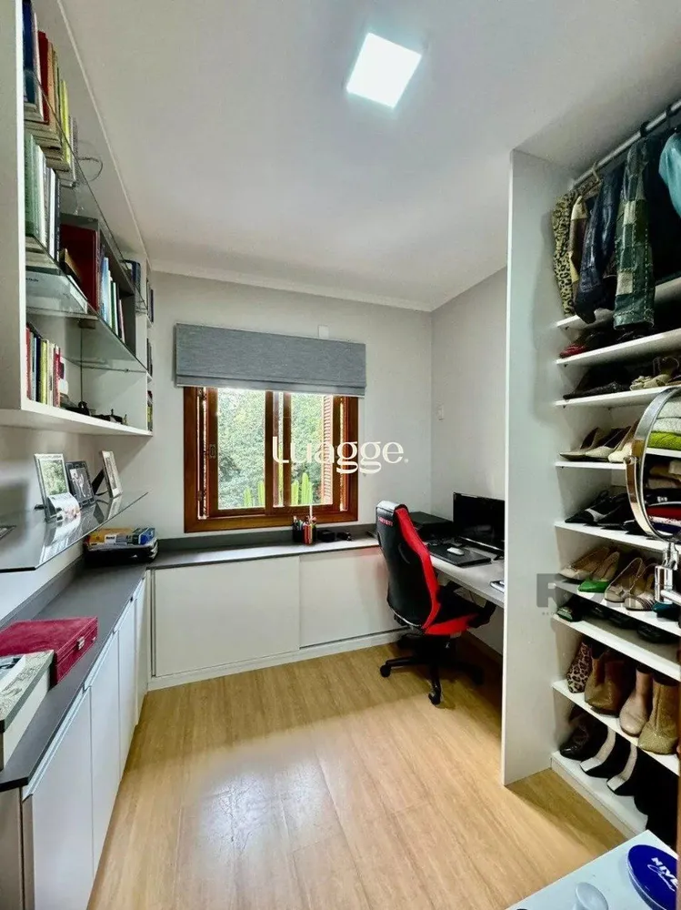 Casa, 3 quartos, 251 m² - Foto 3