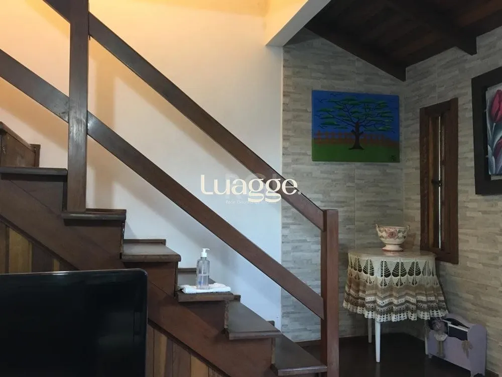 Casa, 2 quartos, 58 m² - Foto 1