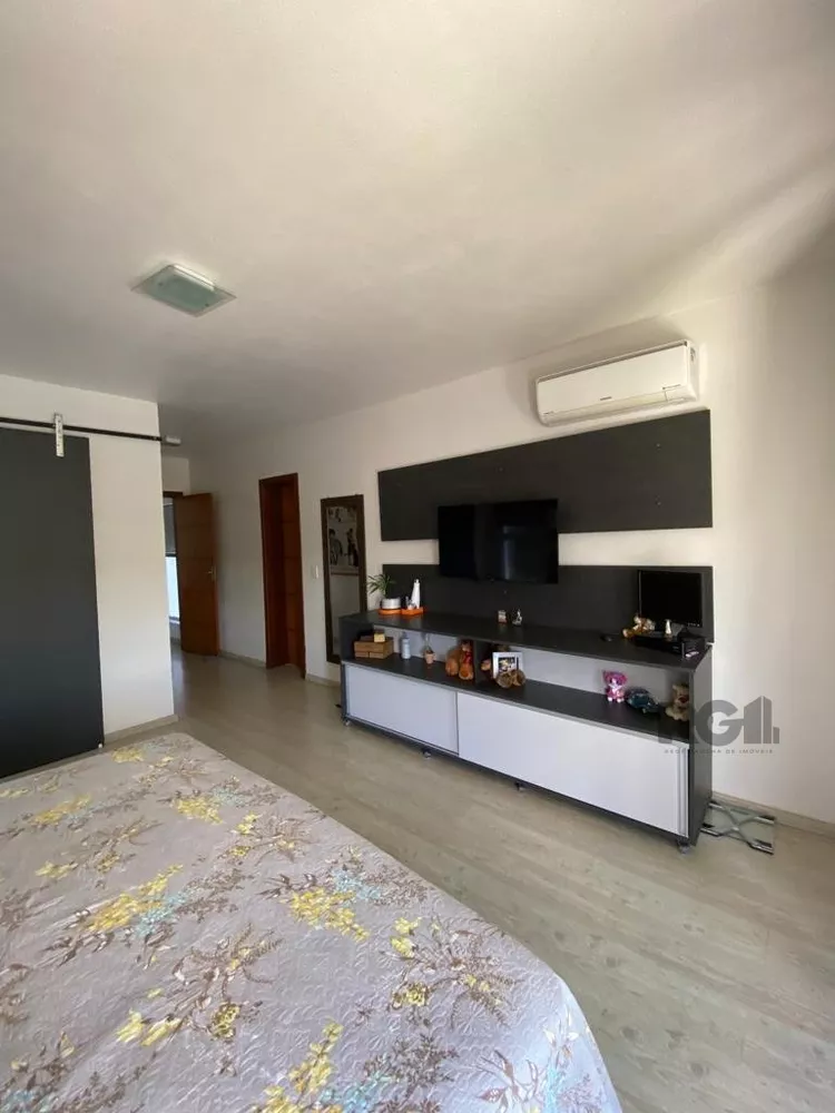 Casa à venda com 3 quartos, 289m² - Foto 3