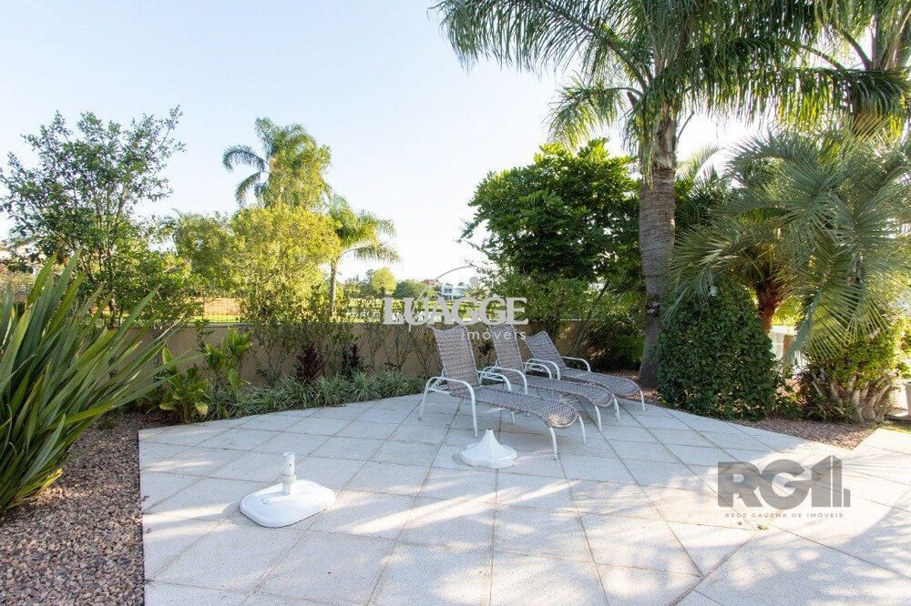 Casa de Condomínio à venda com 3 quartos, 265m² - Foto 1