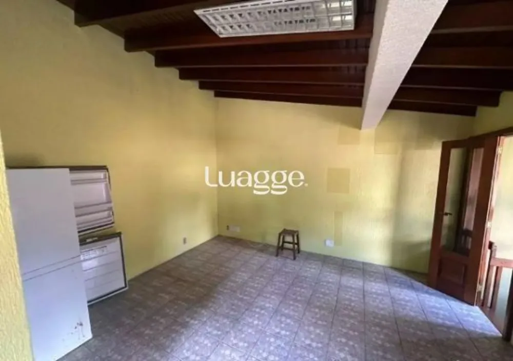 Casa, 4 quartos, 301 m² - Foto 1