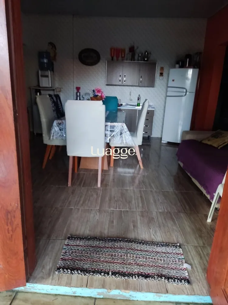 Casa, 3 quartos, 81 m² - Foto 2