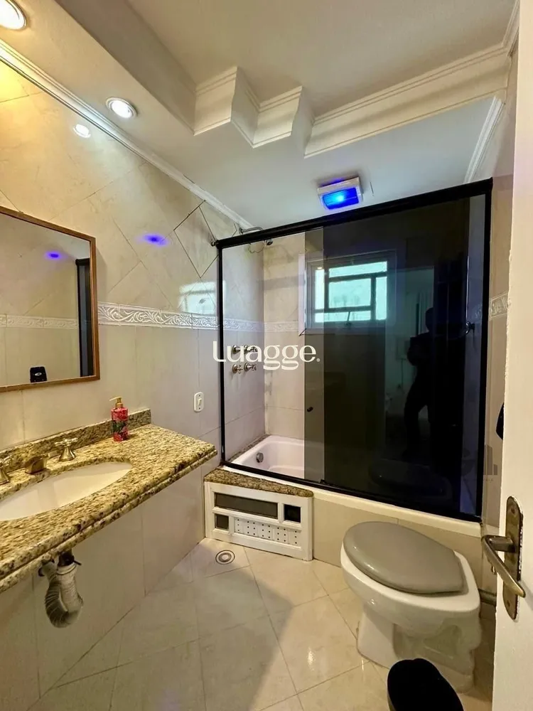 Casa, 3 quartos, 251 m² - Foto 1
