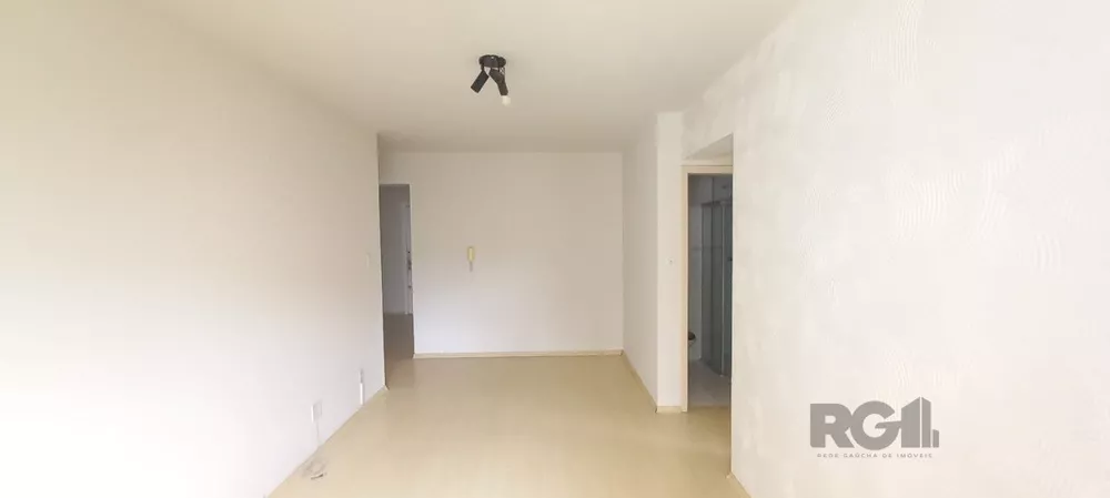 Apartamento à venda com 2 quartos, 65m² - Foto 1