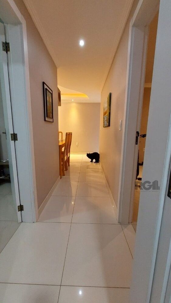 Apartamento à venda com 2 quartos, 60m² - Foto 2