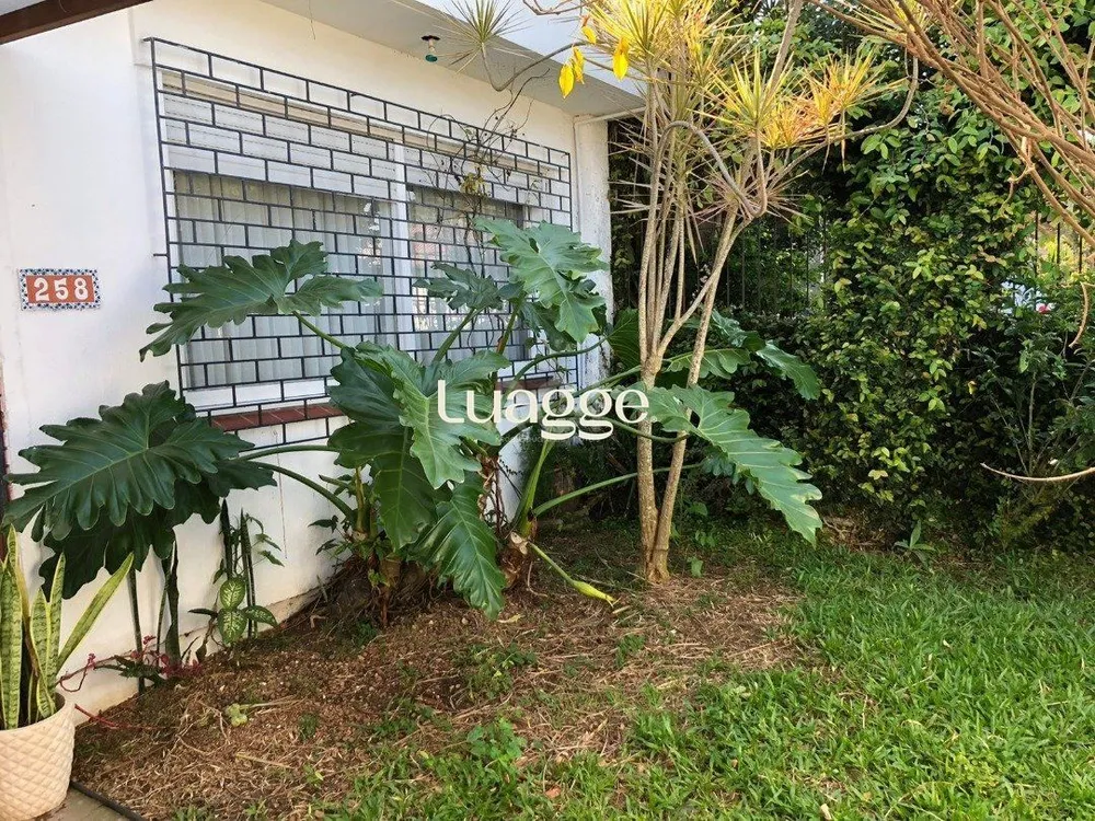 Casa, 3 quartos, 210 m² - Foto 4