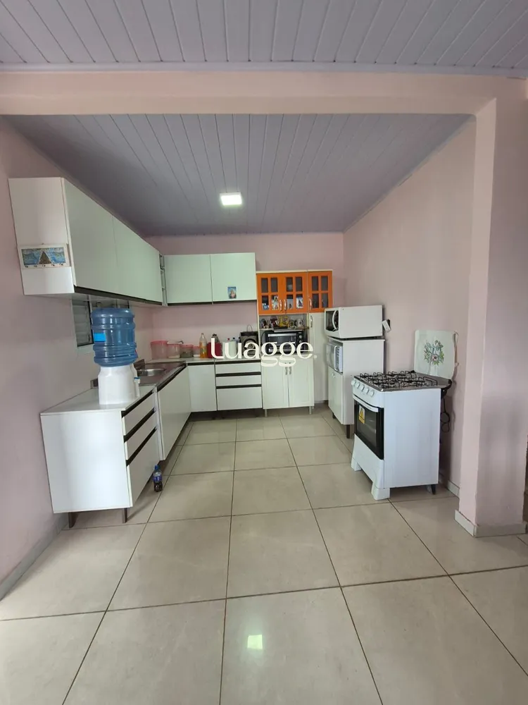 Casa, 2 quartos, 201 m² - Foto 1