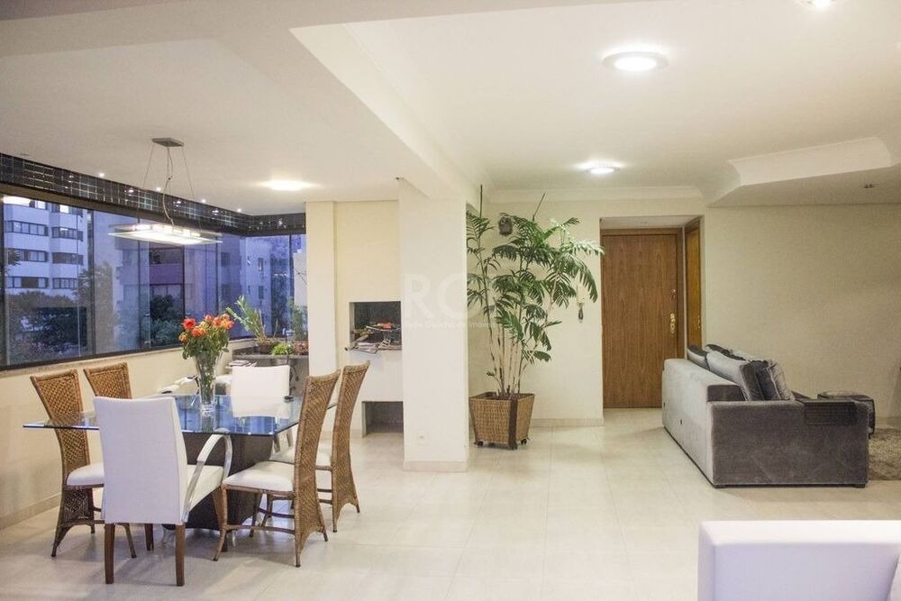 Apartamento à venda com 3 quartos, 147m² - Foto 8