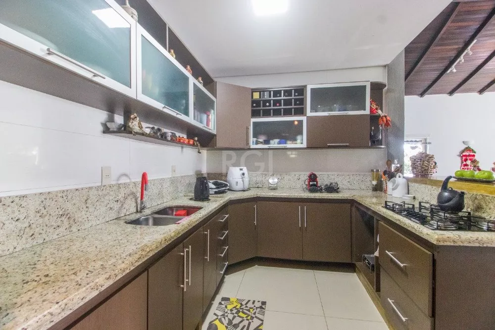 Casa de Condomínio à venda com 3 quartos, 360m² - Foto 8