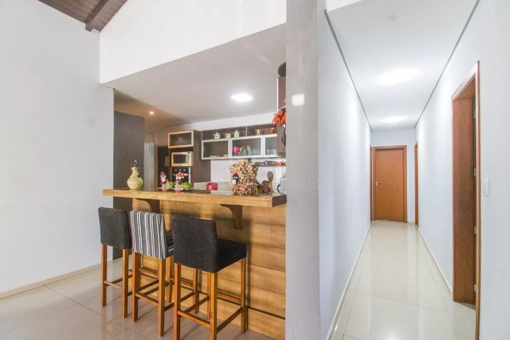 Casa de Condomínio à venda com 3 quartos, 360m² - Foto 7