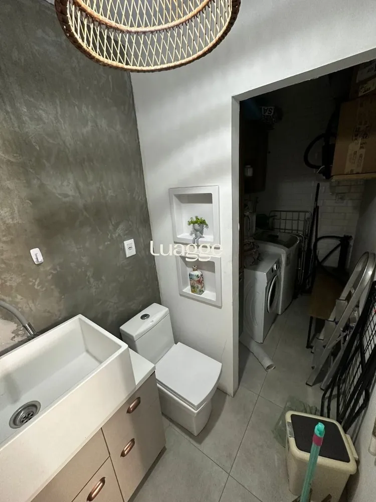 Casa, 3 quartos, 242 m² - Foto 2