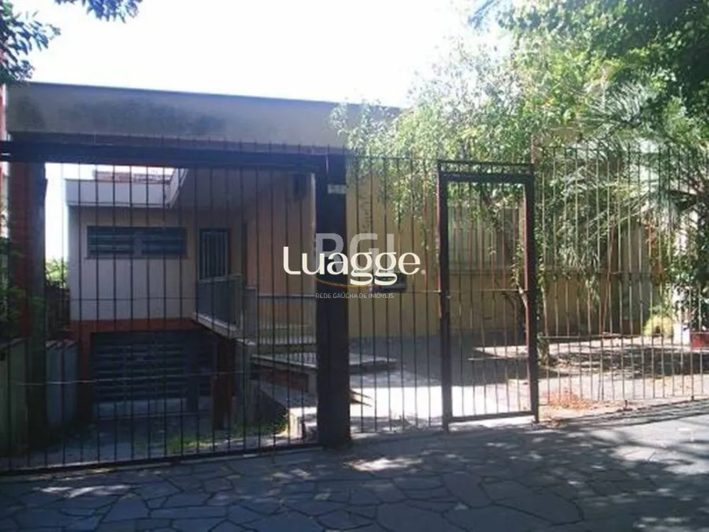 Casa, 3 quartos, 251 m² - Foto 1