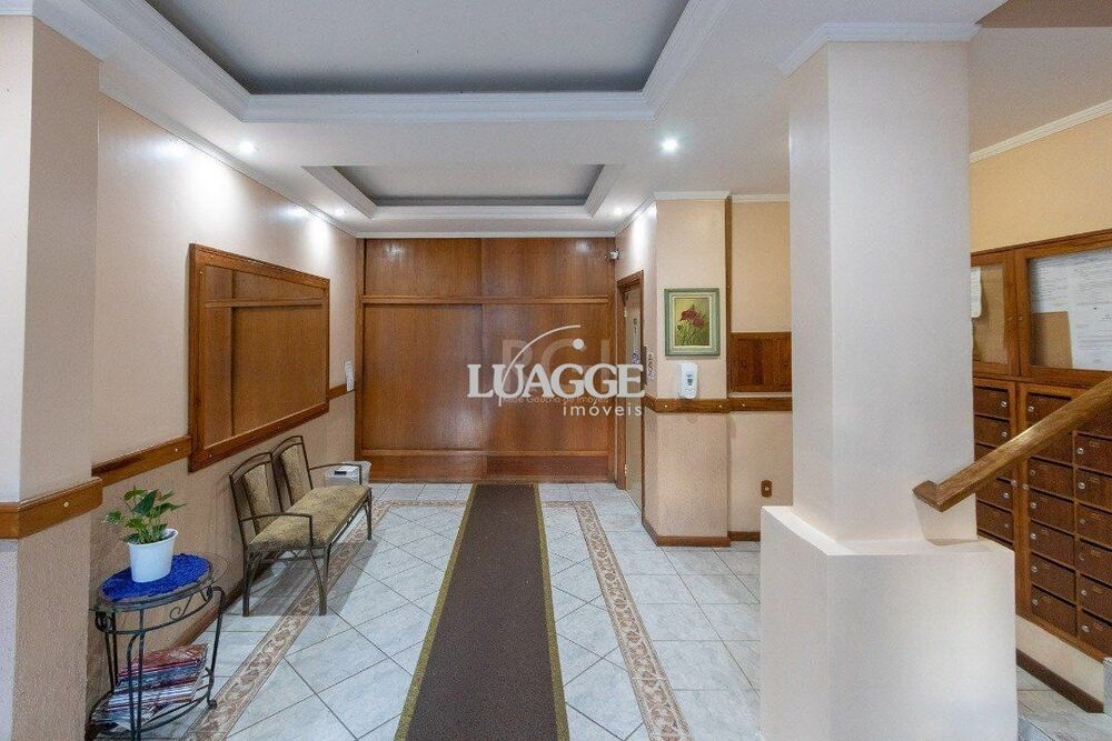Apartamento à venda com 2 quartos, 63m² - Foto 1