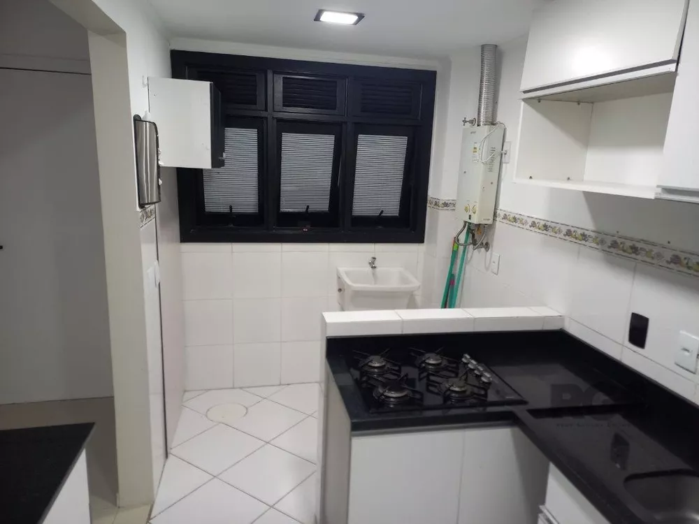 Apartamento à venda com 4 quartos, 153m² - Foto 2