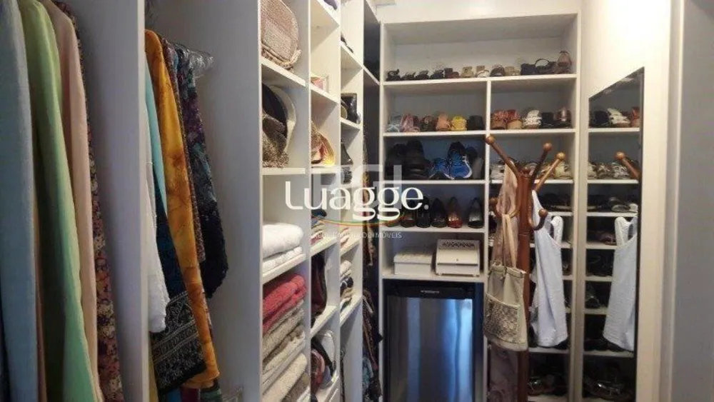 Apartamento, 3 quartos, 166 m² - Foto 1