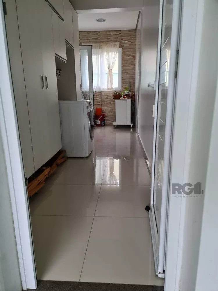 Casa à venda com 3 quartos, 201m² - Foto 6