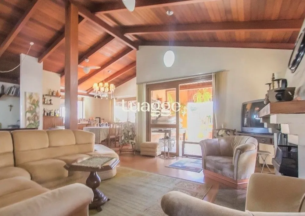 Cobertura, 3 quartos, 316 m² - Foto 1