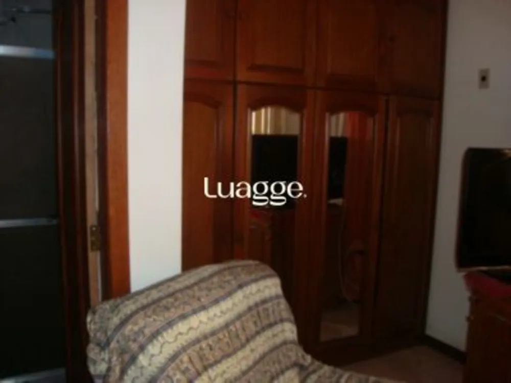 Casa, 3 quartos, 201 m² - Foto 1