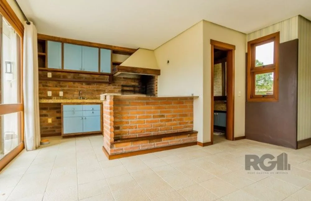 Casa de Condomínio à venda com 3 quartos, 274m² - Foto 3