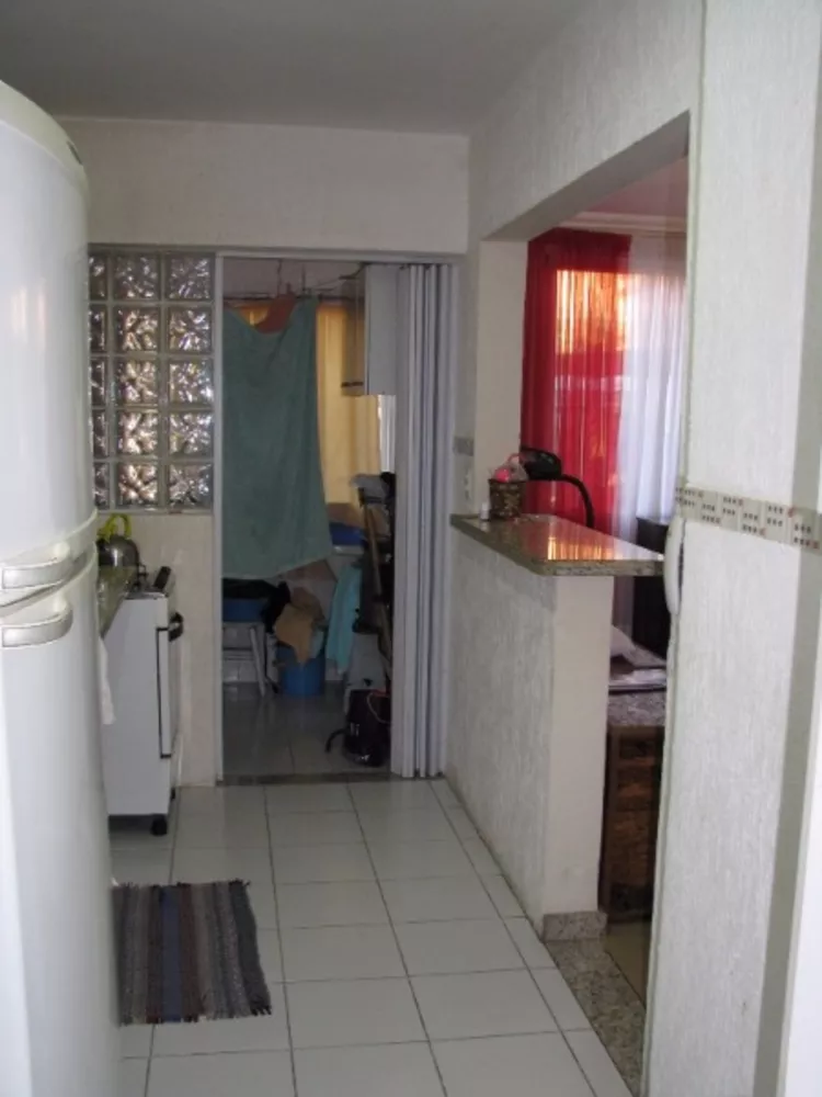 Apartamento à venda com 3 quartos, 105m² - Foto 3