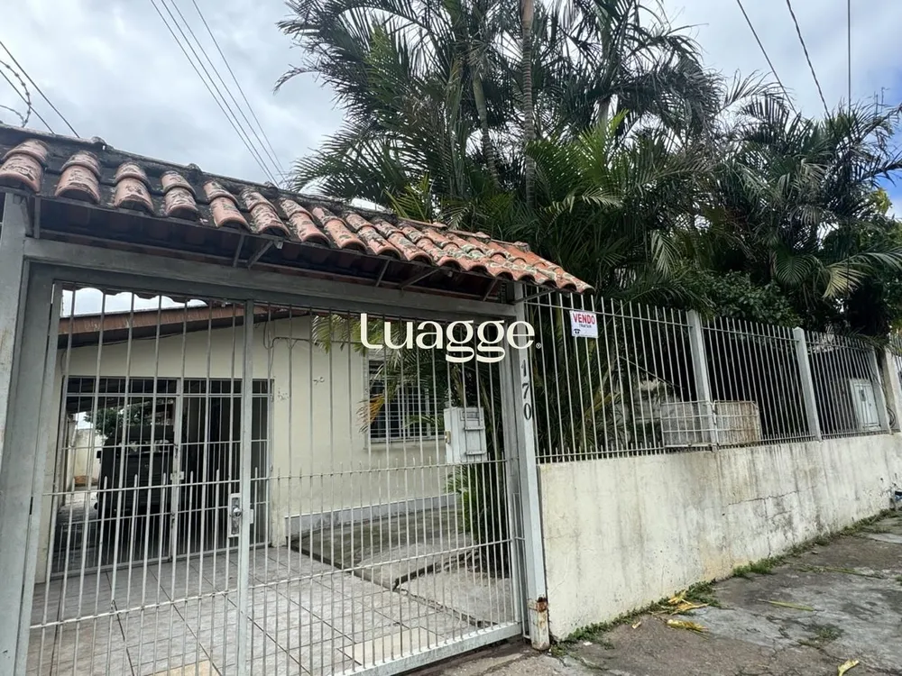 Casa, 3 quartos, 301 m² - Foto 1