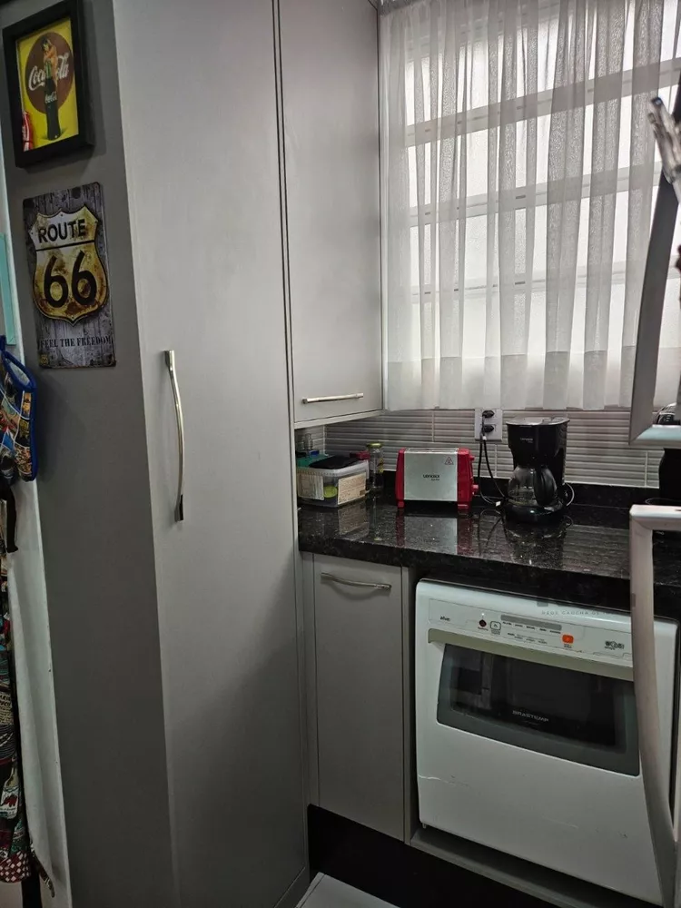 Apartamento à venda com 2 quartos, 69m² - Foto 5