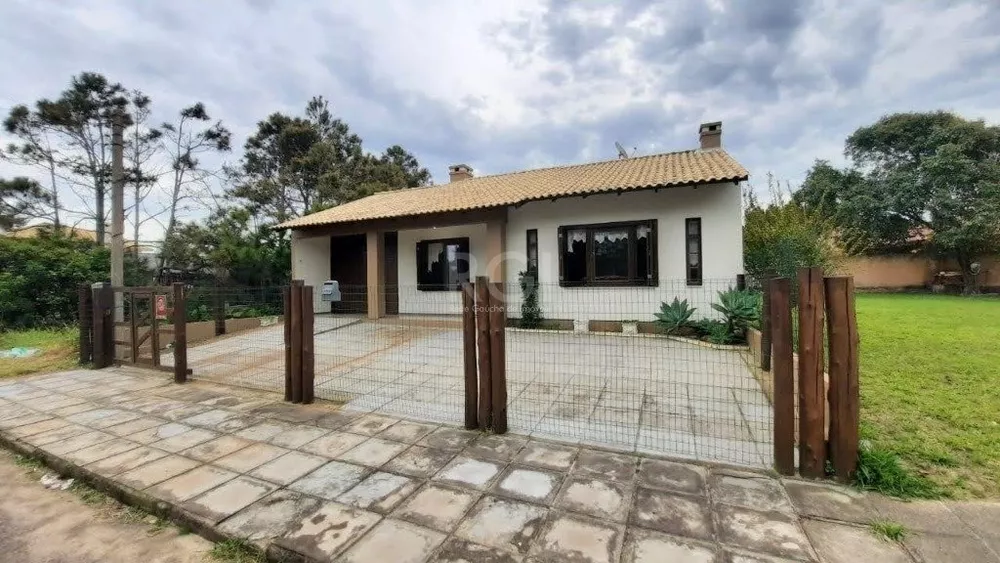 Casa à venda com 3 quartos, 123m² - Foto 2