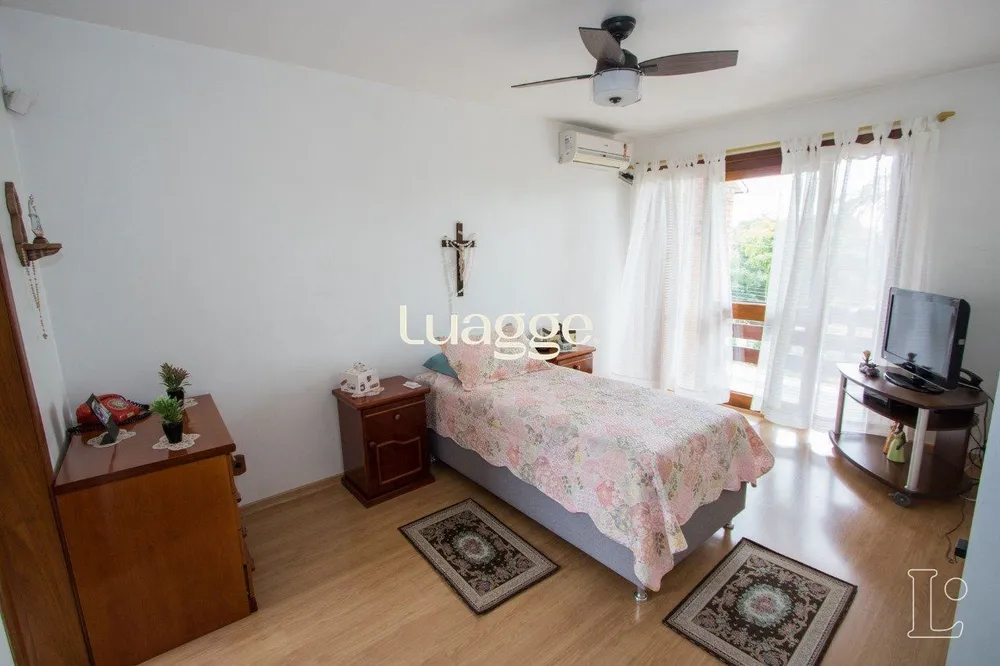 Casa, 4 quartos, 417 m² - Foto 1