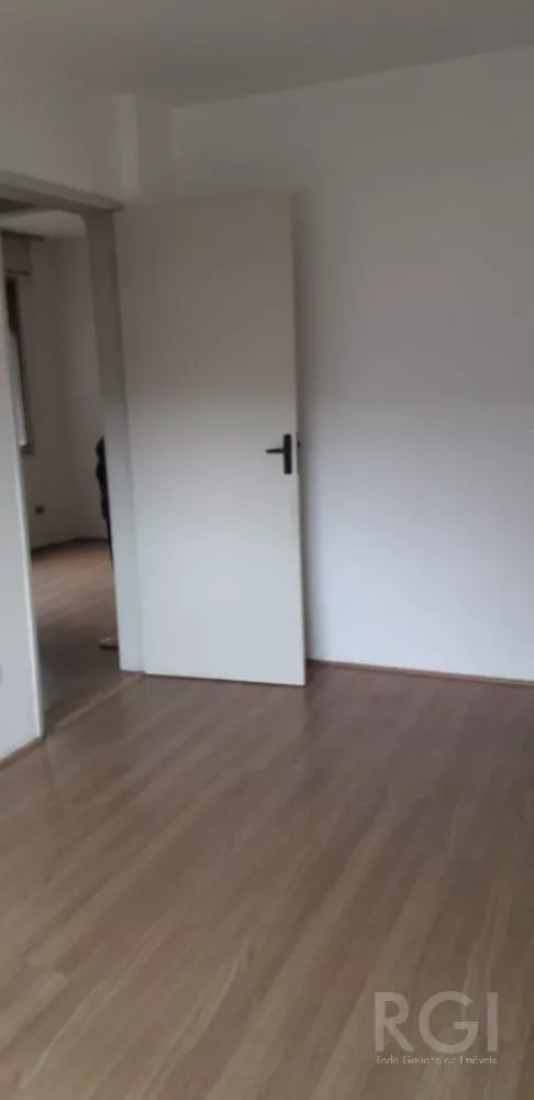 Apartamento à venda com 2 quartos, 60m² - Foto 4