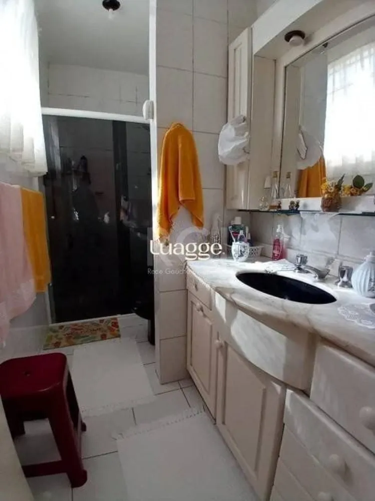 Casa, 4 quartos, 190 m² - Foto 1