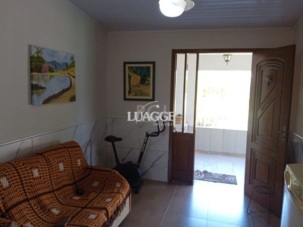 Casa à venda com 2 quartos, 72m² - Foto 3