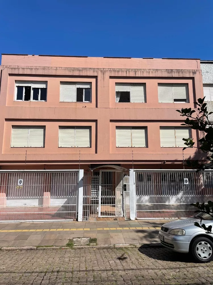 Apartamento à venda com 3 quartos, 156m² - Foto 1