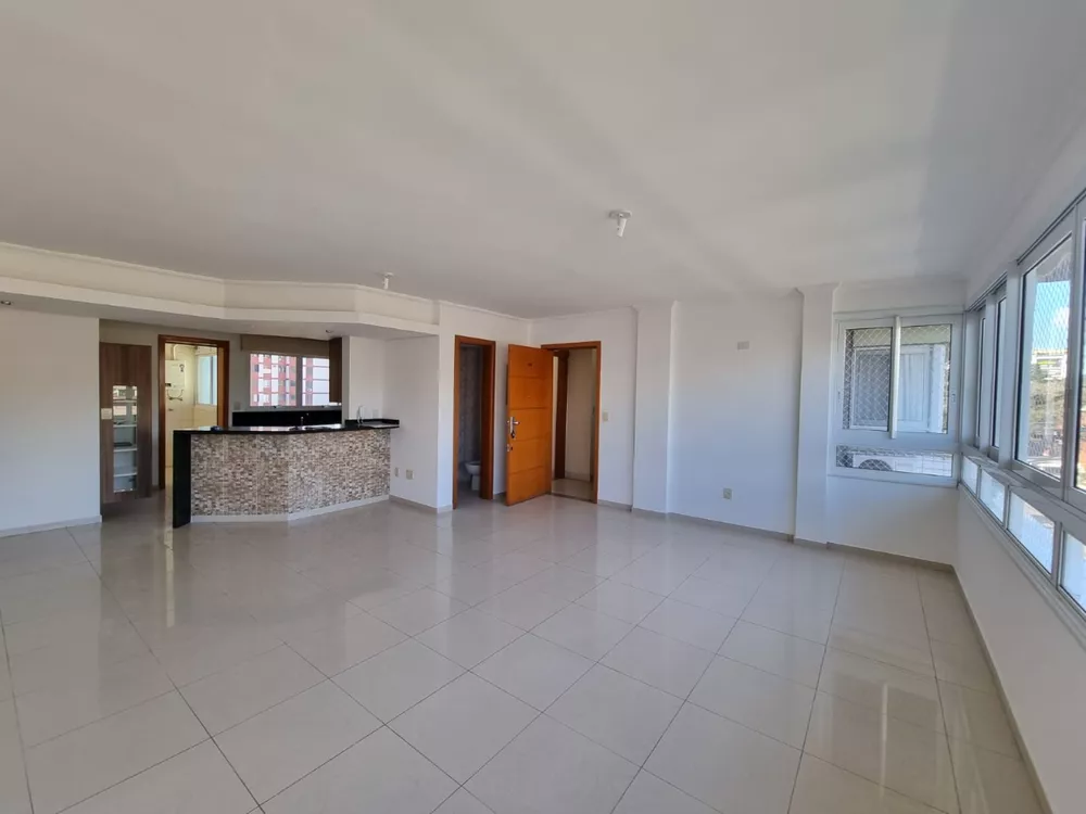 Apartamento à venda com 3 quartos, 109m² - Foto 1