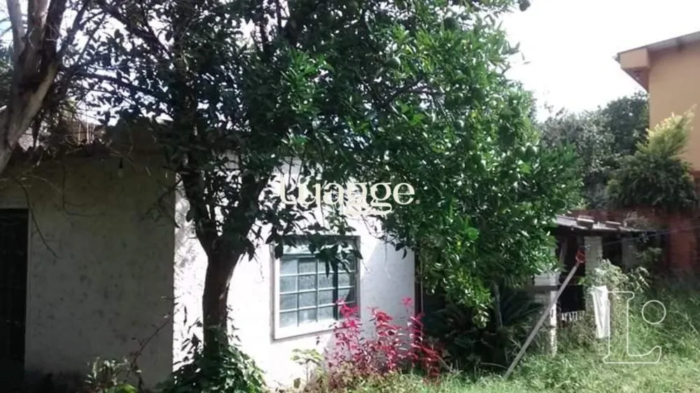 Casa, 3 quartos, 251 m² - Foto 1