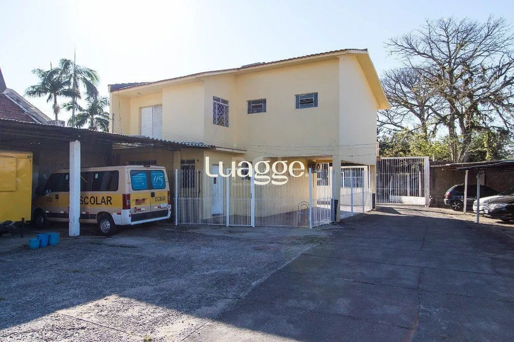 Casa, 5 quartos, 135 m² - Foto 1