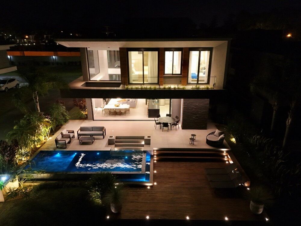 Casa de Condomínio à venda com 5 quartos, 319m² - Foto 4