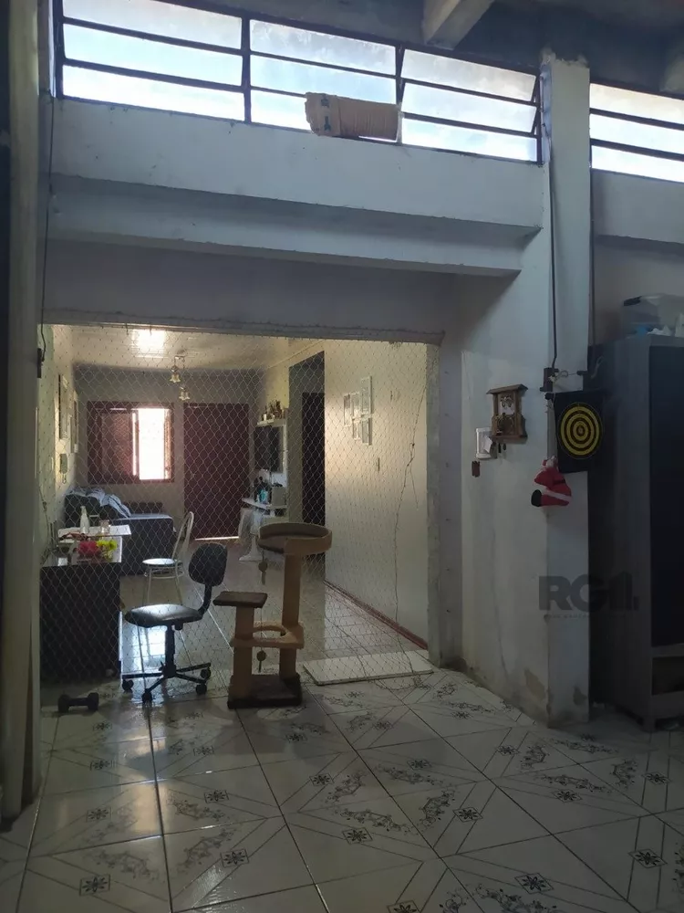 Casa de Condomínio à venda com 5 quartos, 182m² - Foto 4