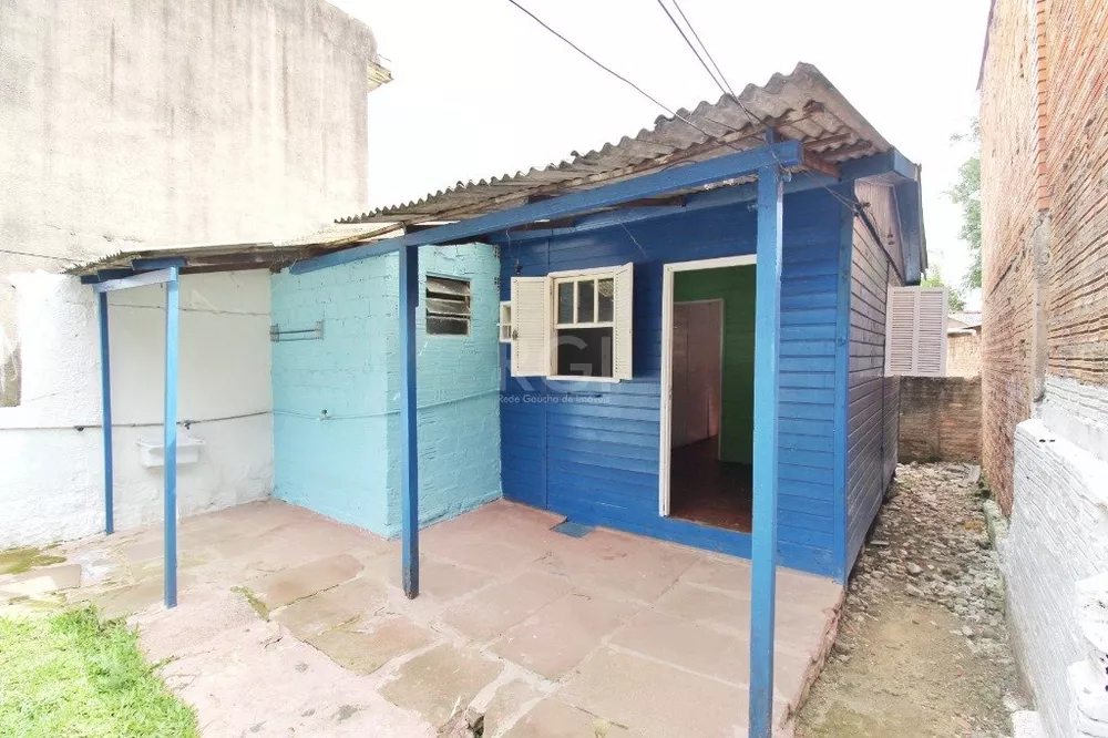 Casa à venda com 2 quartos, 70m² - Foto 1