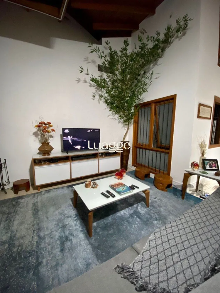 Casa, 4 quartos, 221 m² - Foto 3