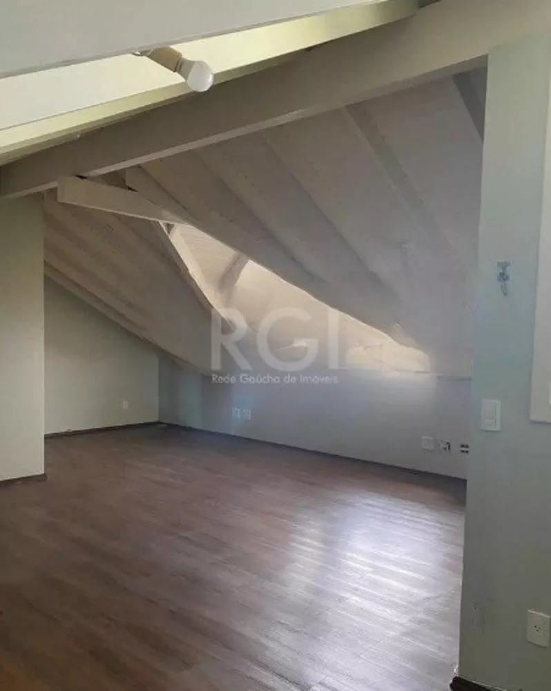 Casa de Condomínio à venda com 3 quartos, 195m² - Foto 4