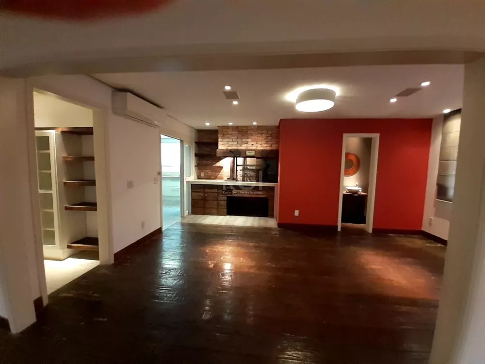 Apartamento à venda com 4 quartos, 232m² - Foto 1