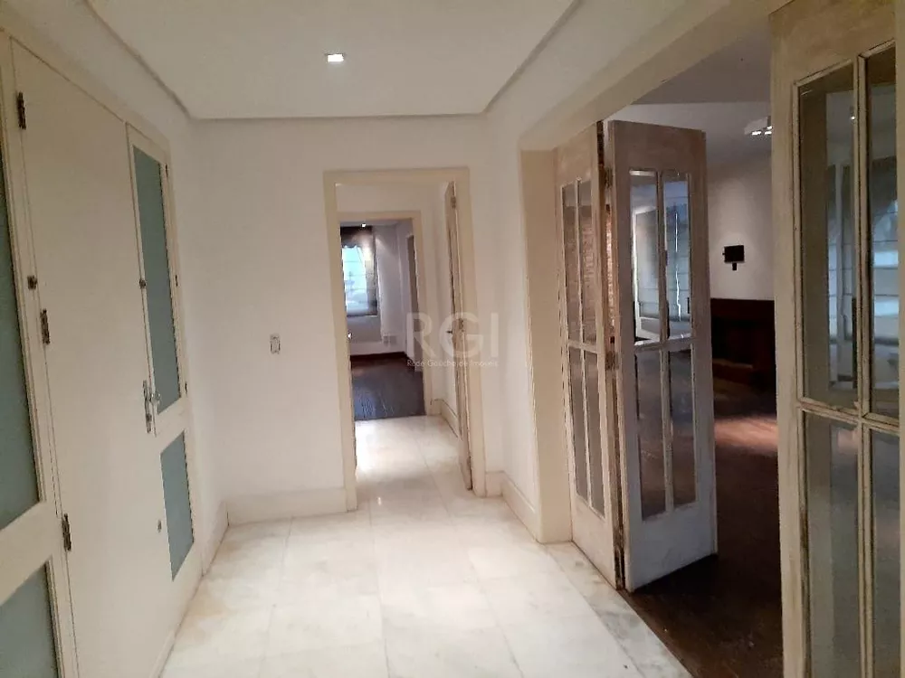 Apartamento à venda com 4 quartos, 232m² - Foto 4