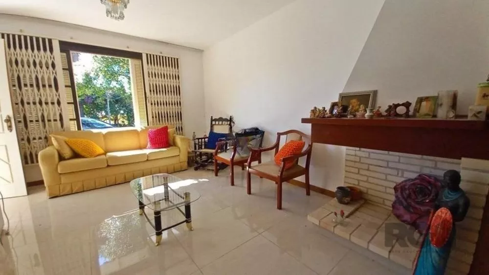 Casa à venda com 4 quartos, 306m² - Foto 4